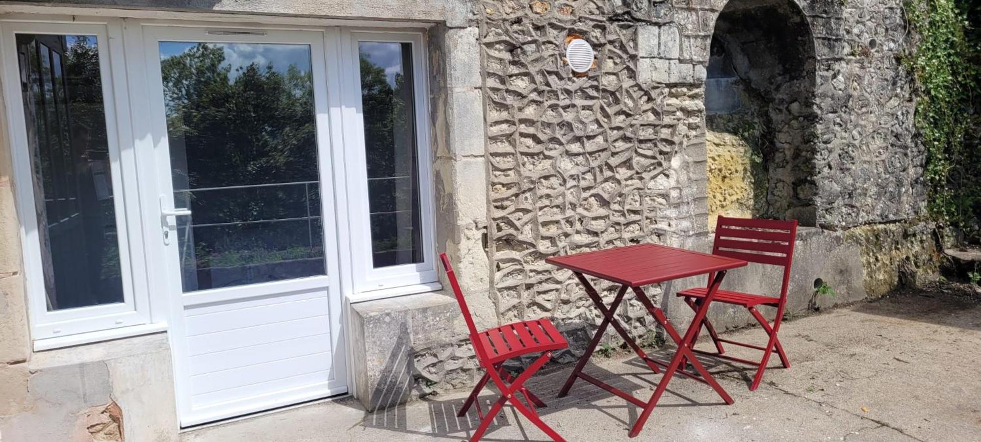 Apartamento Le Cocon Troglodyte Saint-Étienne-de-Chigny Exterior foto
